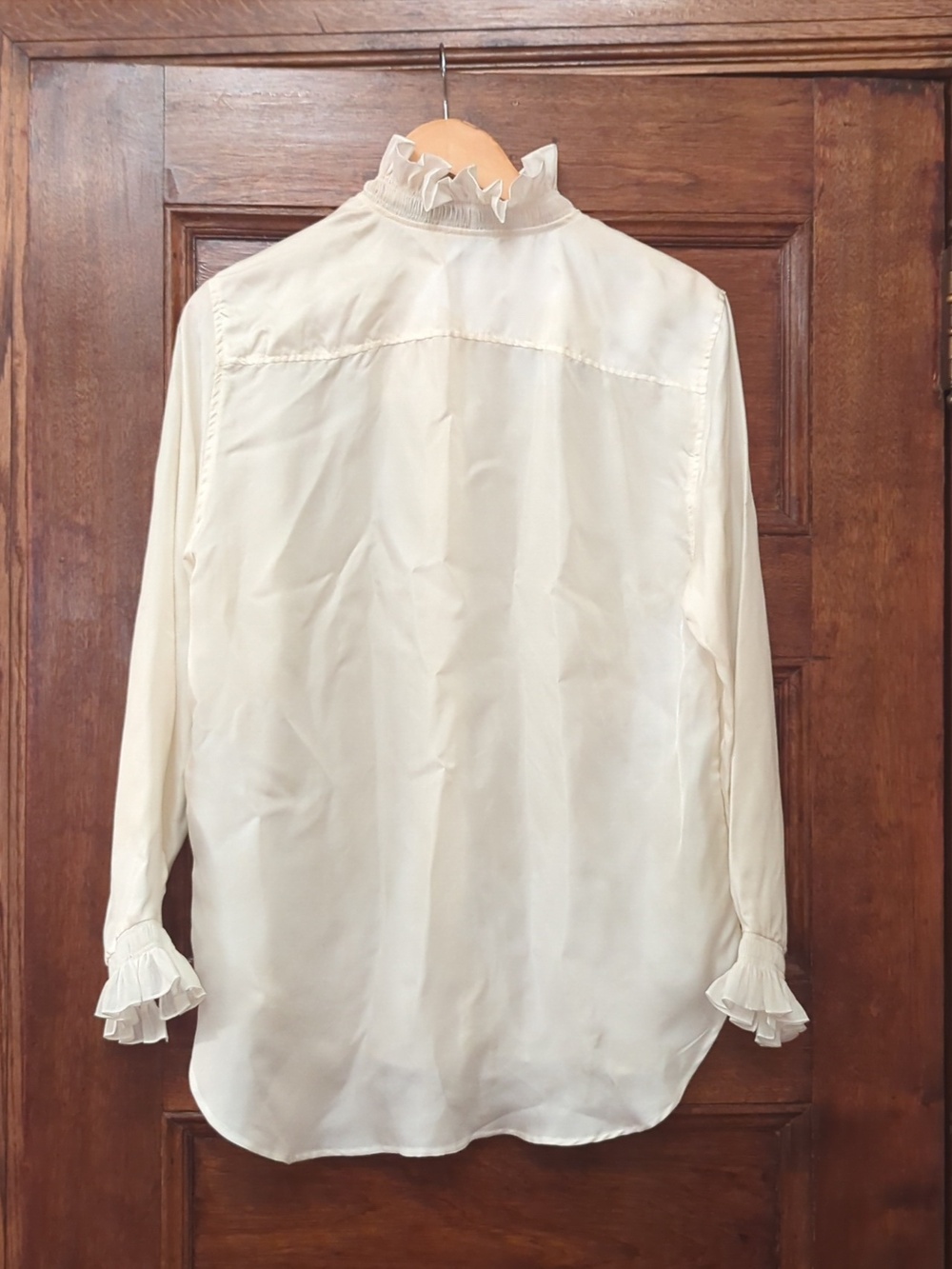 NWT Sandro Silk Gathered Collar Blouse | White | Long Sleeve | Size Medium (2) - Picture 4 of 7